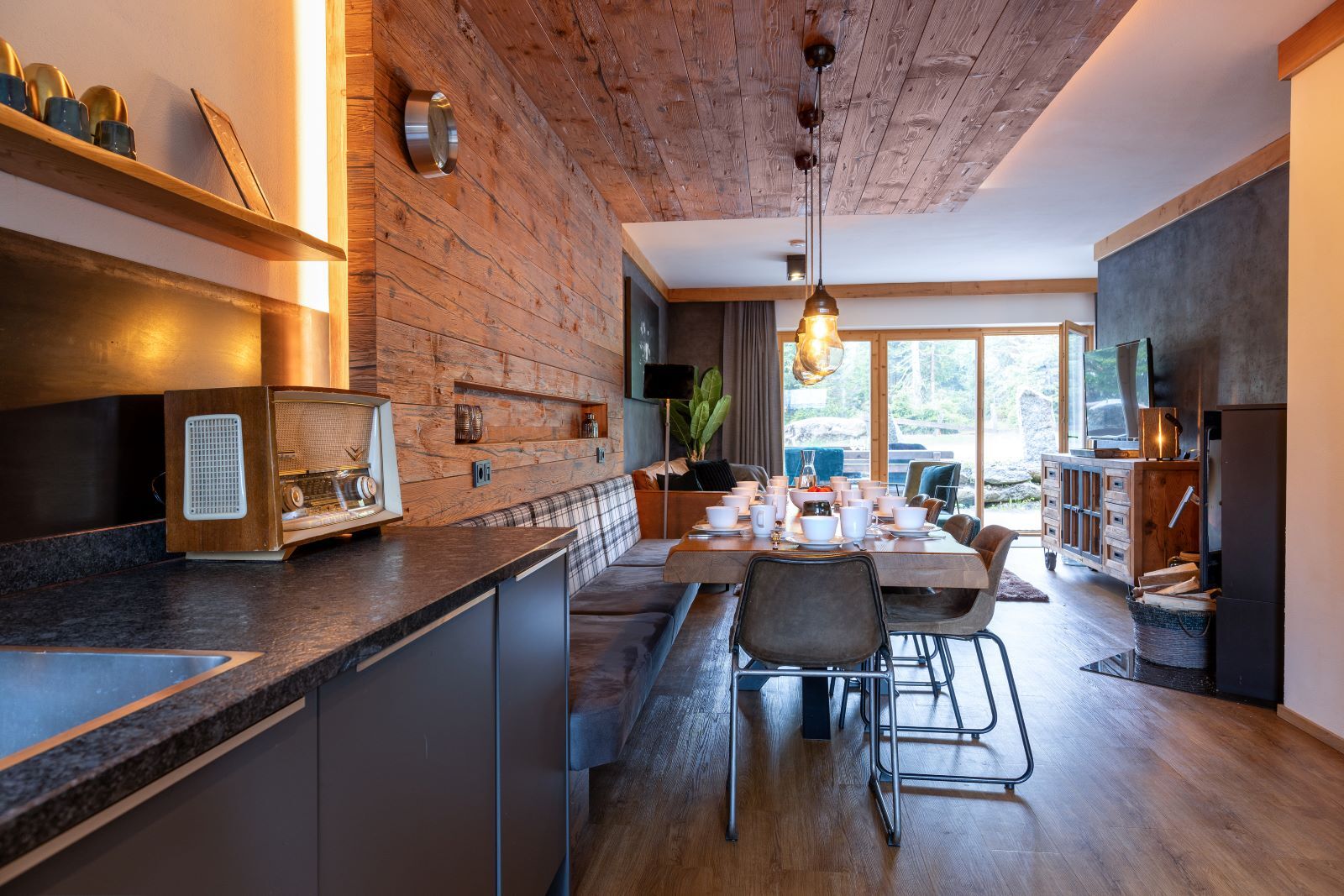 CZA_03_011.jpg CZA_03_011.jpg