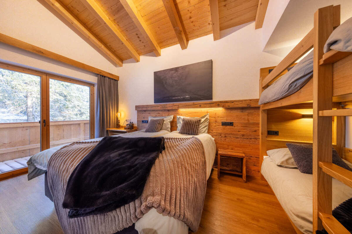 Chalet_Zillertal_Arena_XL_Zimmer_1_1_.jpg