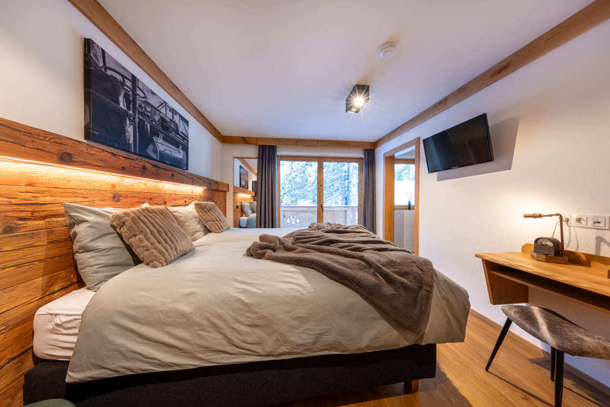Chalet_Zillertal_Arena_XL_Zimmer_3_2_.jpg