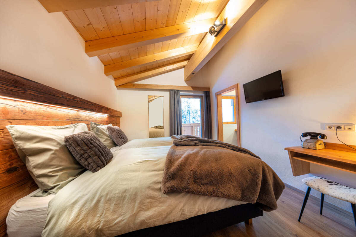 Chalet_Zillertal_Arena_XL_Zimmer_4_2_.jpg
