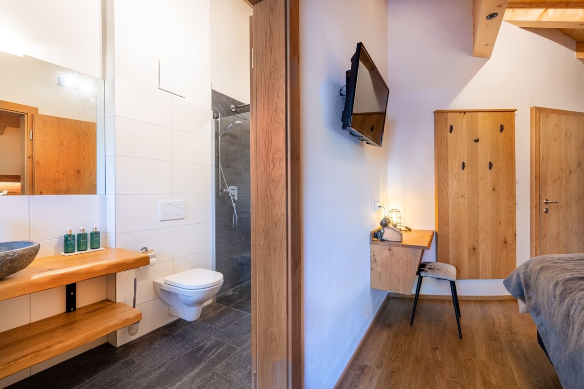 Chalet_Zillertal_Arena_XL_Zimmer_4_4_.jpg