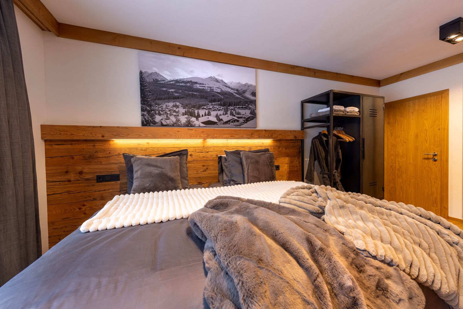 Chalet_Zillertal_Arena_2_37_.jpg Chalet_Zillertal_Arena_2_37_.jpg