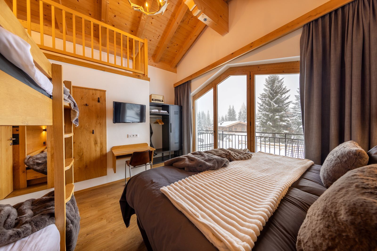 Chalet_Zillertal_Arena_2_44_.jpg Chalet_Zillertal_Arena_2_44_.jpg