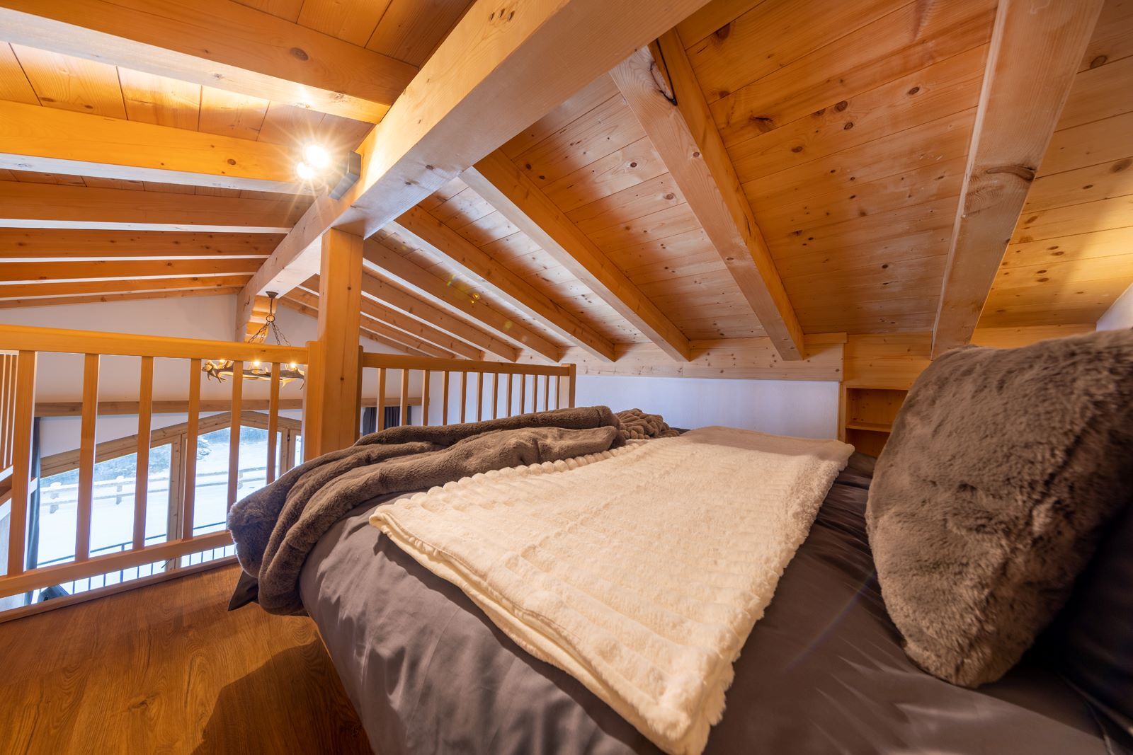 Chalet_Zillertal_Arena_2_48_.jpg Chalet_Zillertal_Arena_2_48_.jpg