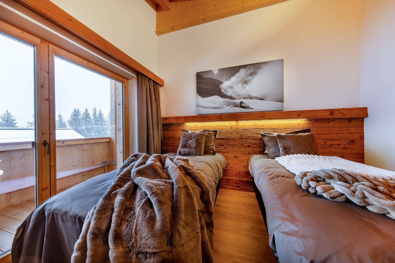 Chalet_Zillertal_Arena_3_31_.jpg Chalet_Zillertal_Arena_3_31_.jpg