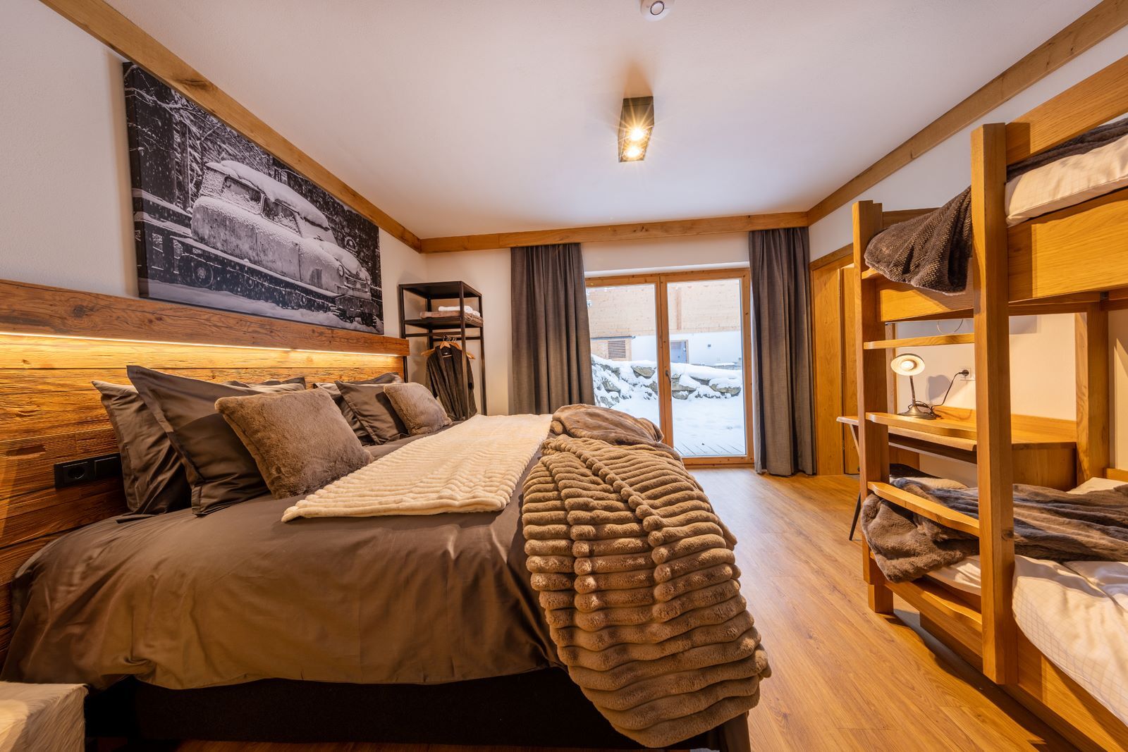 Chalet_Zillertal_Arena_3_42_.jpg Chalet_Zillertal_Arena_3_42_.jpg