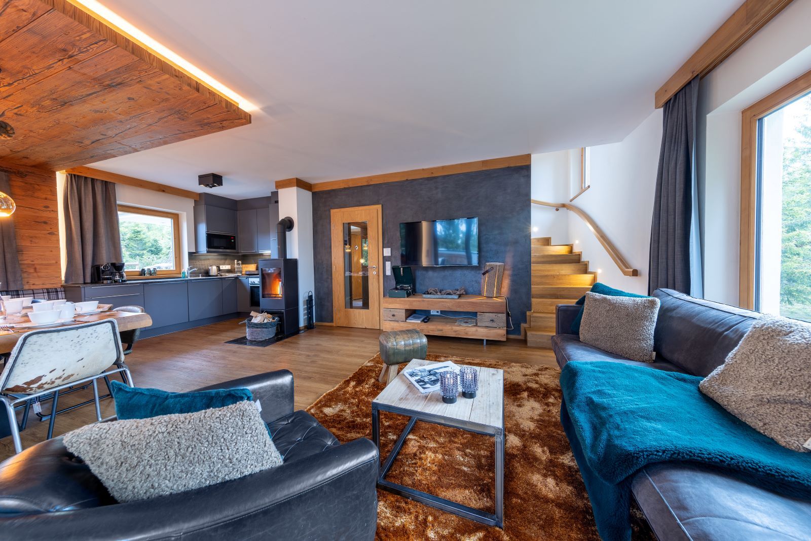 CZA_01_004.jpg CZA_01_004.jpg