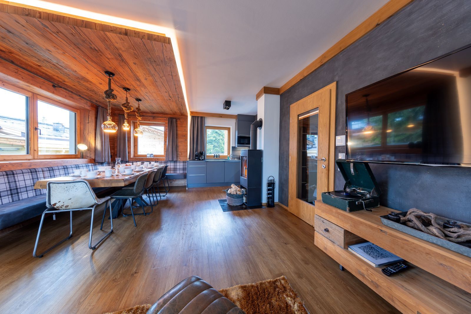 CZA_01_005.jpg CZA_01_005.jpg